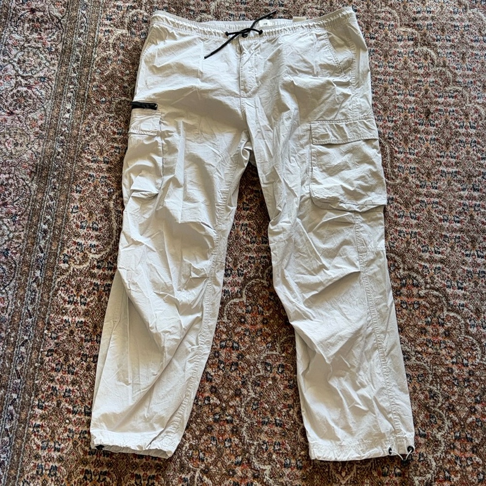 H&M Cargo Pants Relaxed Fit XXL with Pockets-UNISEX